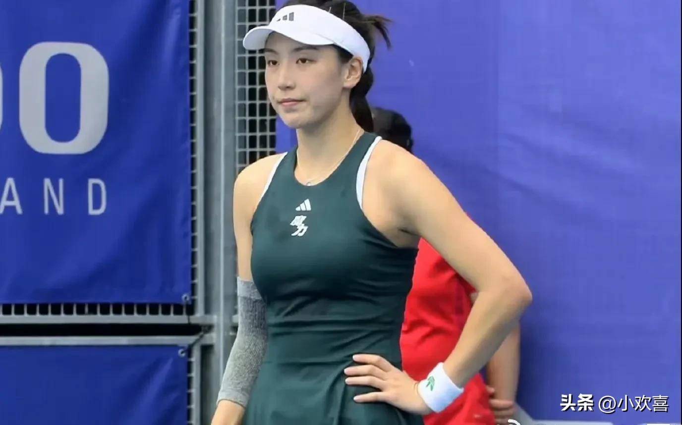 她在赛前并 她在赛前并